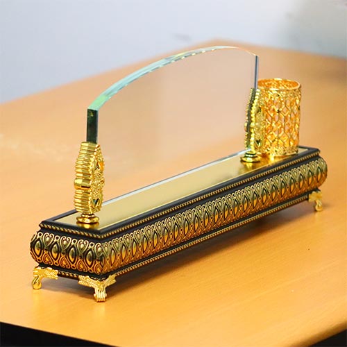 Luxury Name Desk Stand Glass with gold base-7054